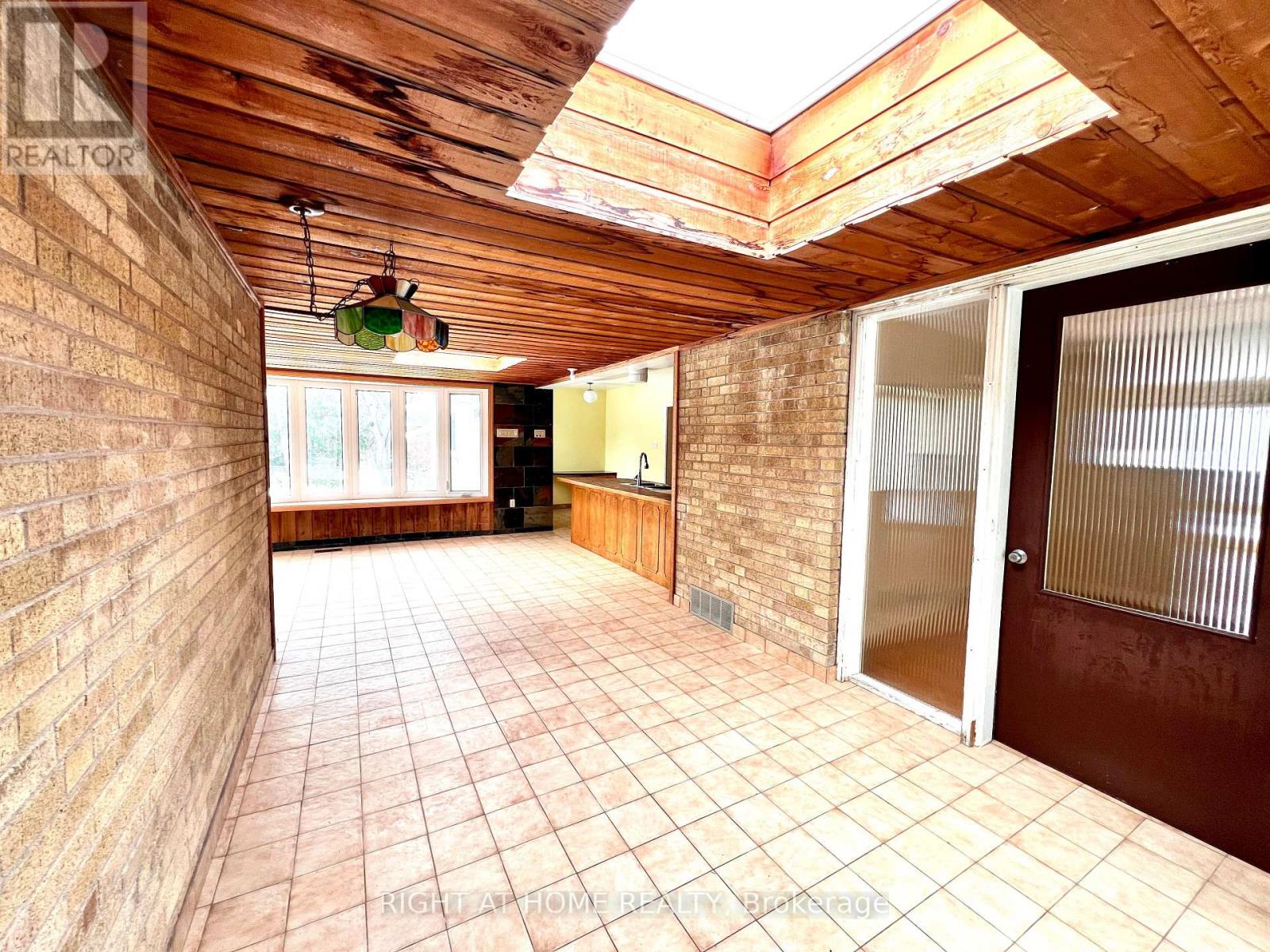 77 RIVERSIDE BOULEVARD - 7