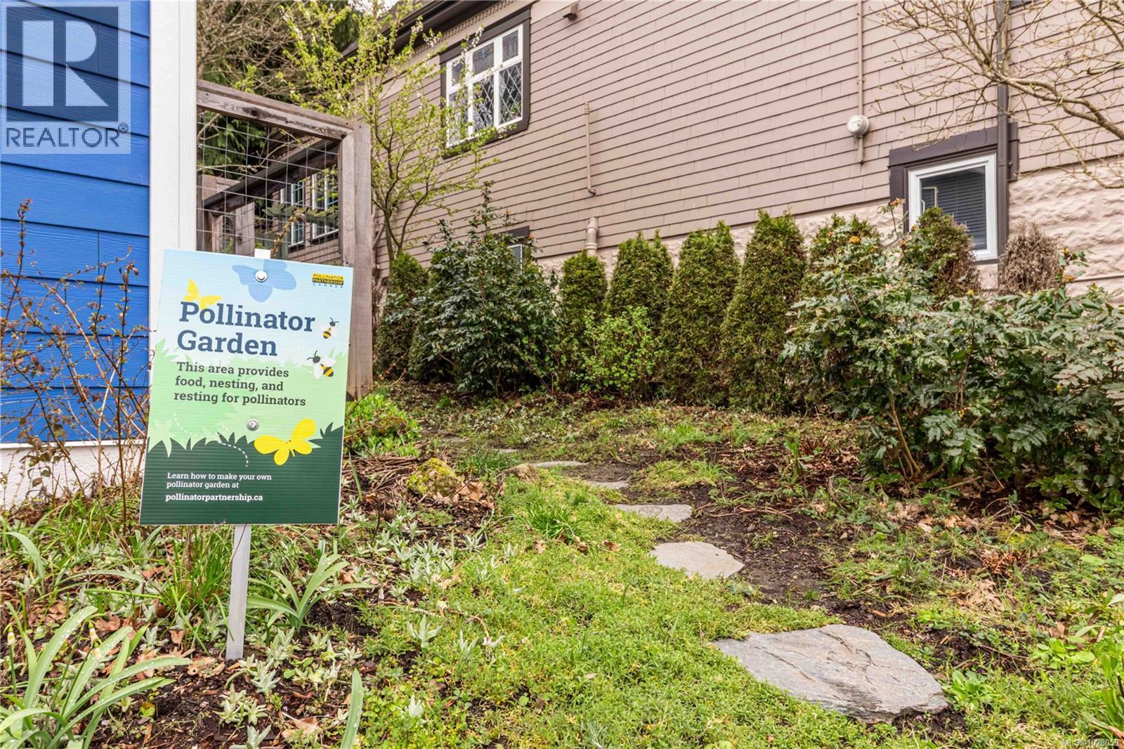  1571 Monterey Avenue, Oak Bay