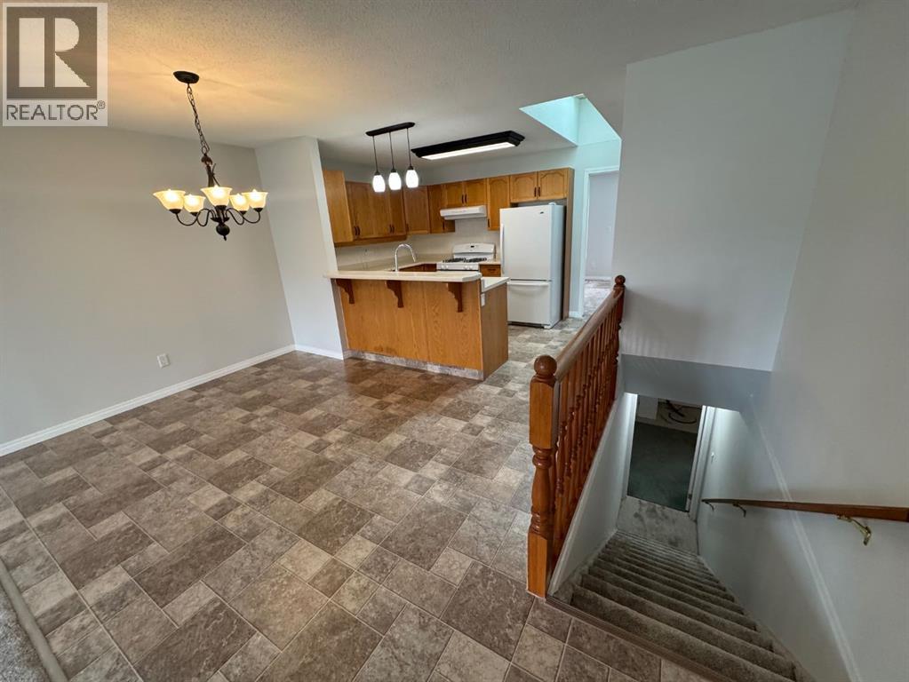 5403 47 Street, Lacombe