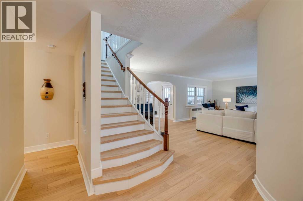 Single Family House for Sale in  Crestview Road SW Elbow Park Calgary 