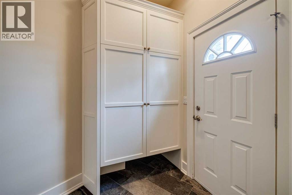 Single Family House for Sale in  Crestview Road SW Elbow Park Calgary 