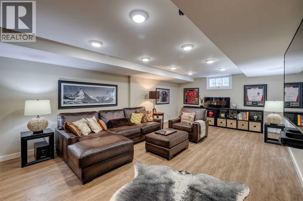 Single Family House for Sale in  Crestview Road SW Elbow Park Calgary 