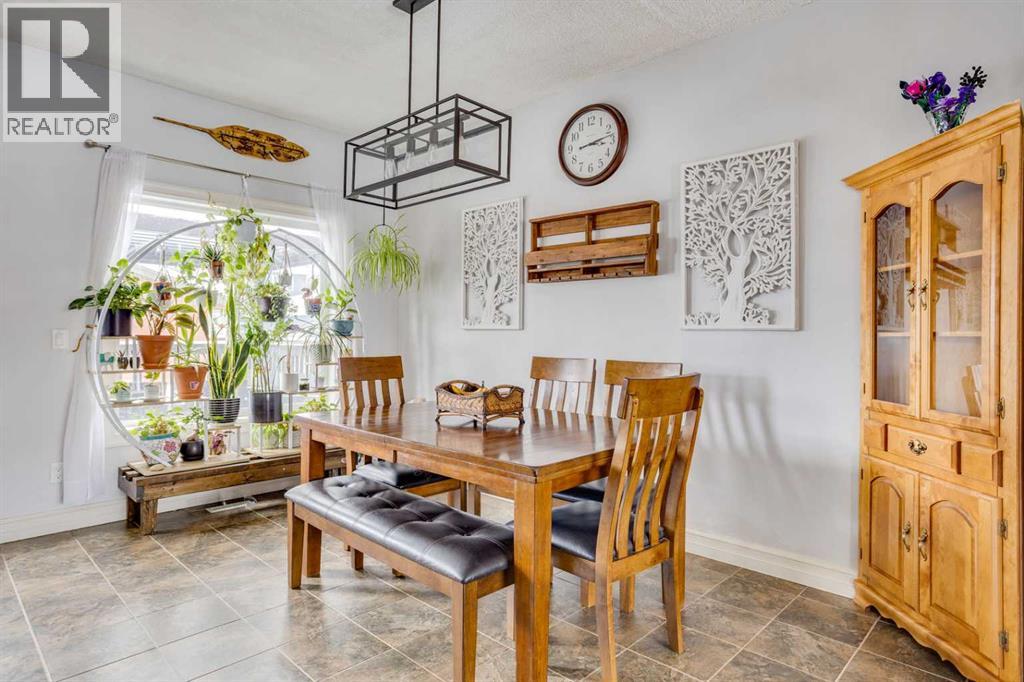 161 Snowy Owl Way, Fort McMurray