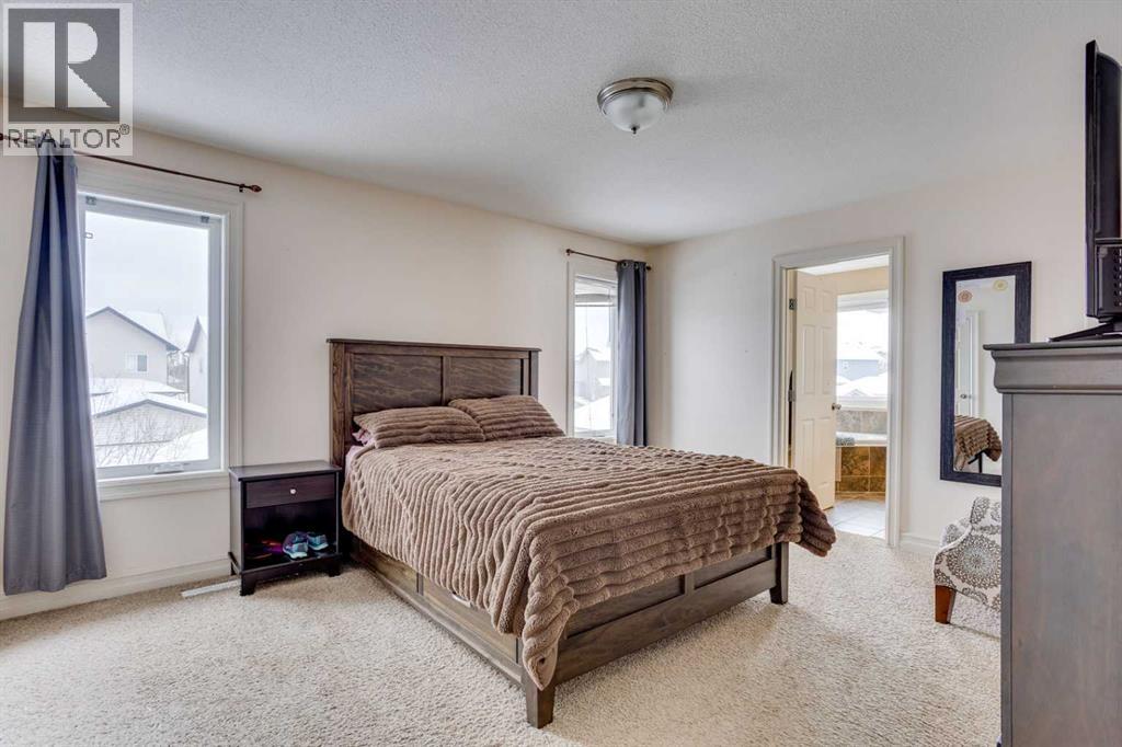 161 Snowy Owl Way, Fort McMurray