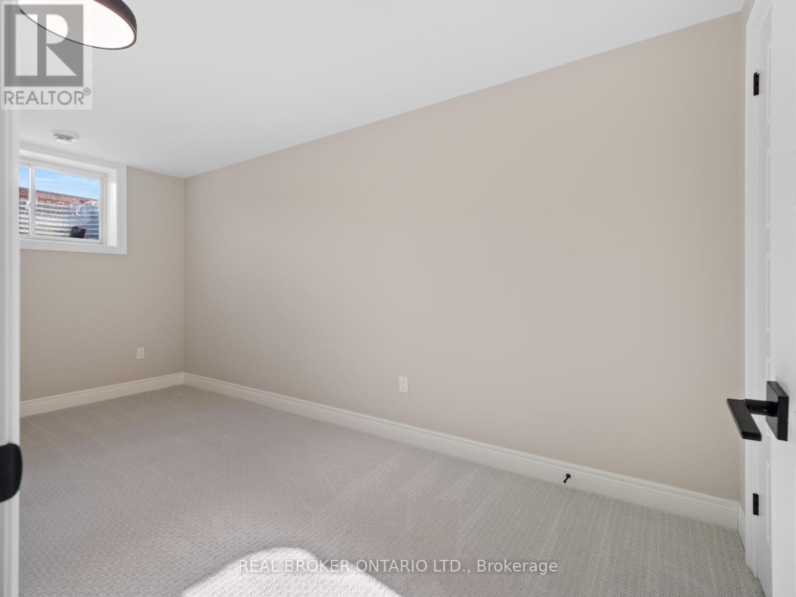 26 AUSTIN DRIVE - 20