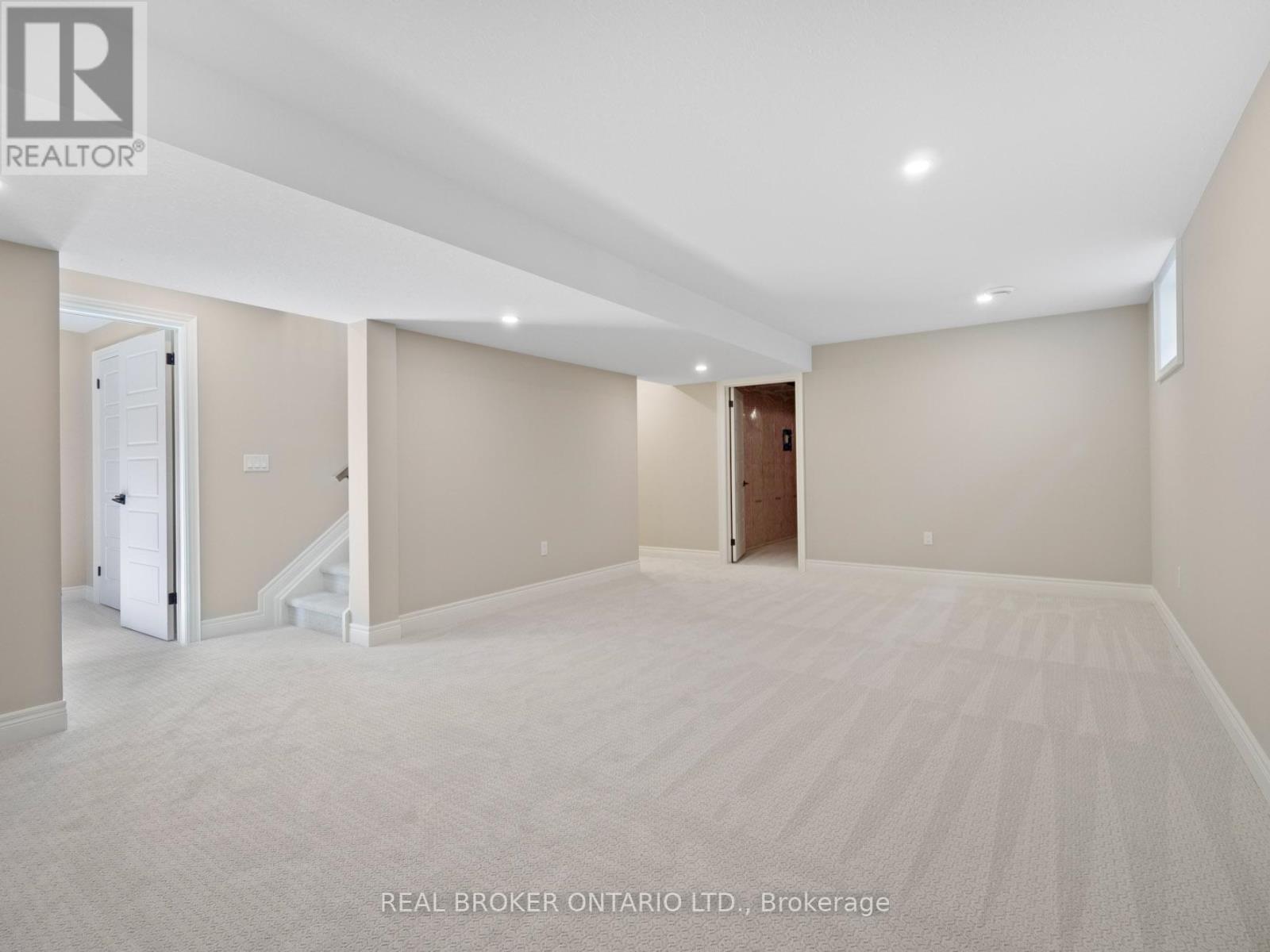 26 AUSTIN DRIVE - 28