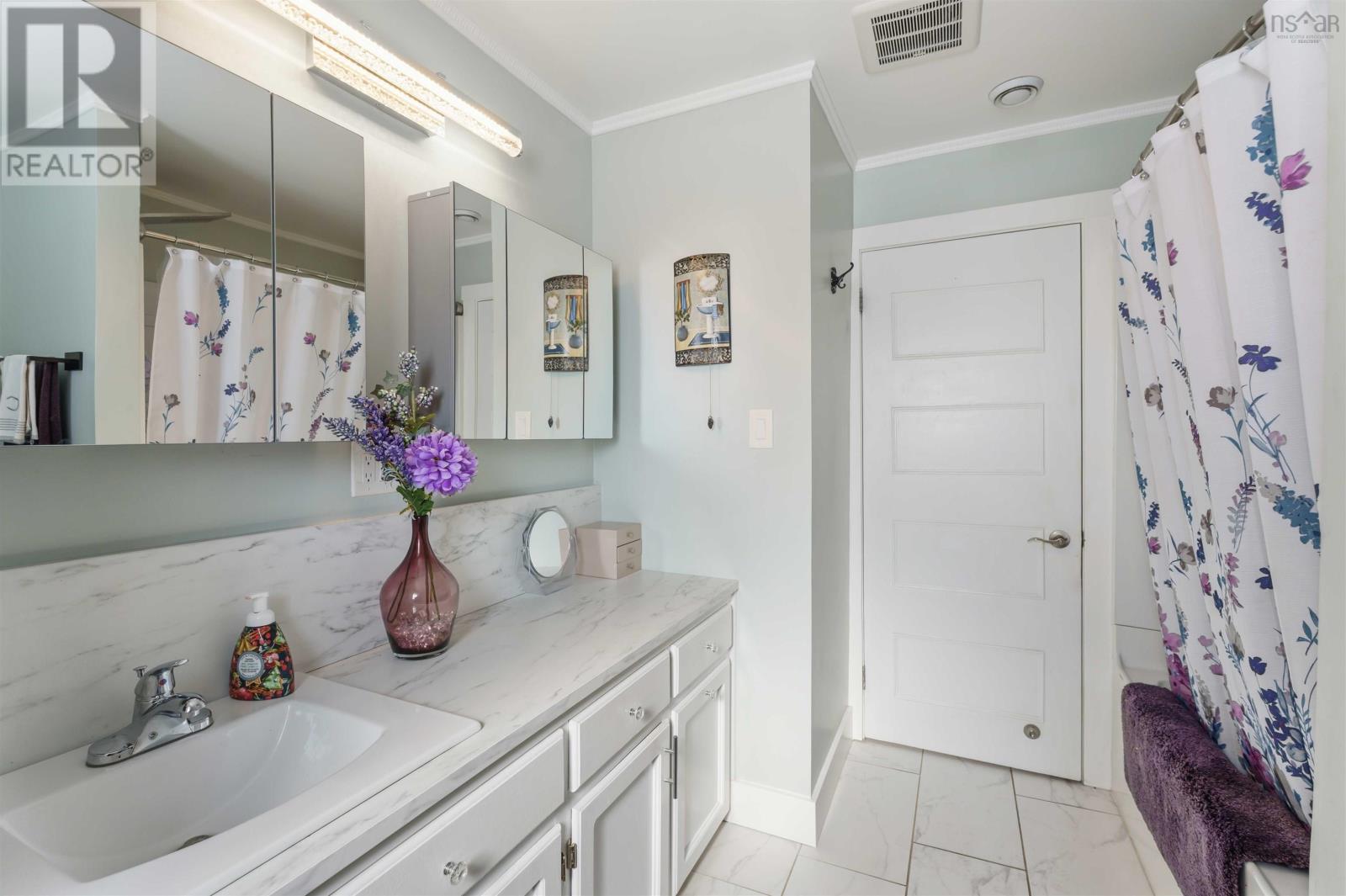 Property 19 of 33 of 893 Main Street