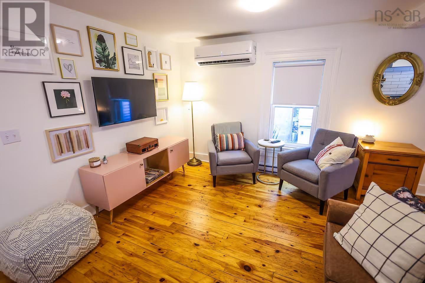 Property 21 of 43 of 9 Prince Street