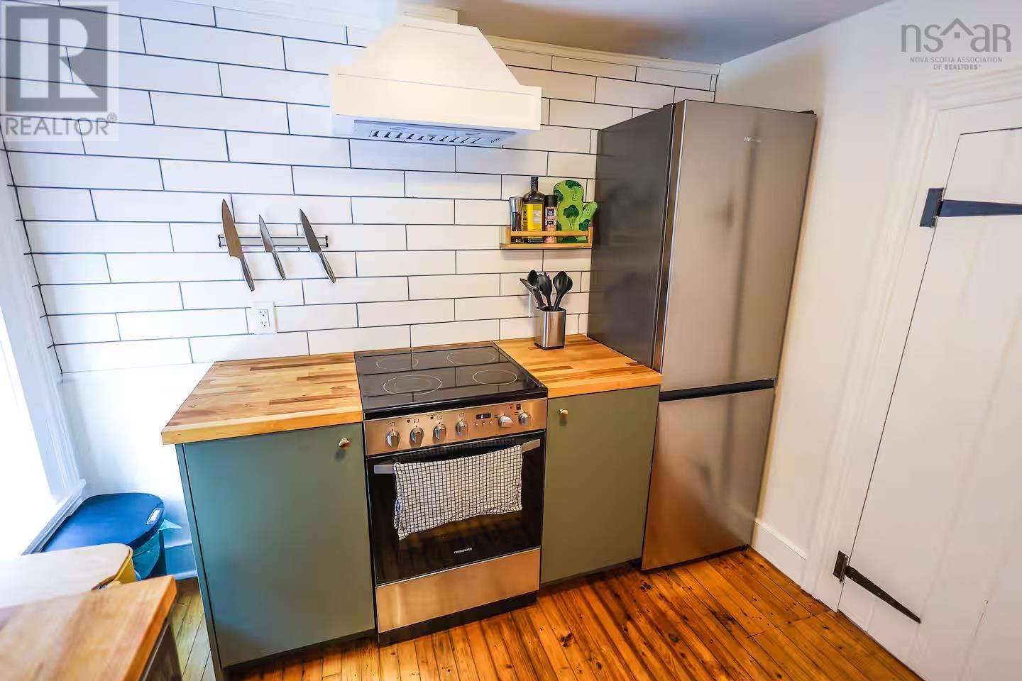 Property 8 of 43 of 9 Prince Street