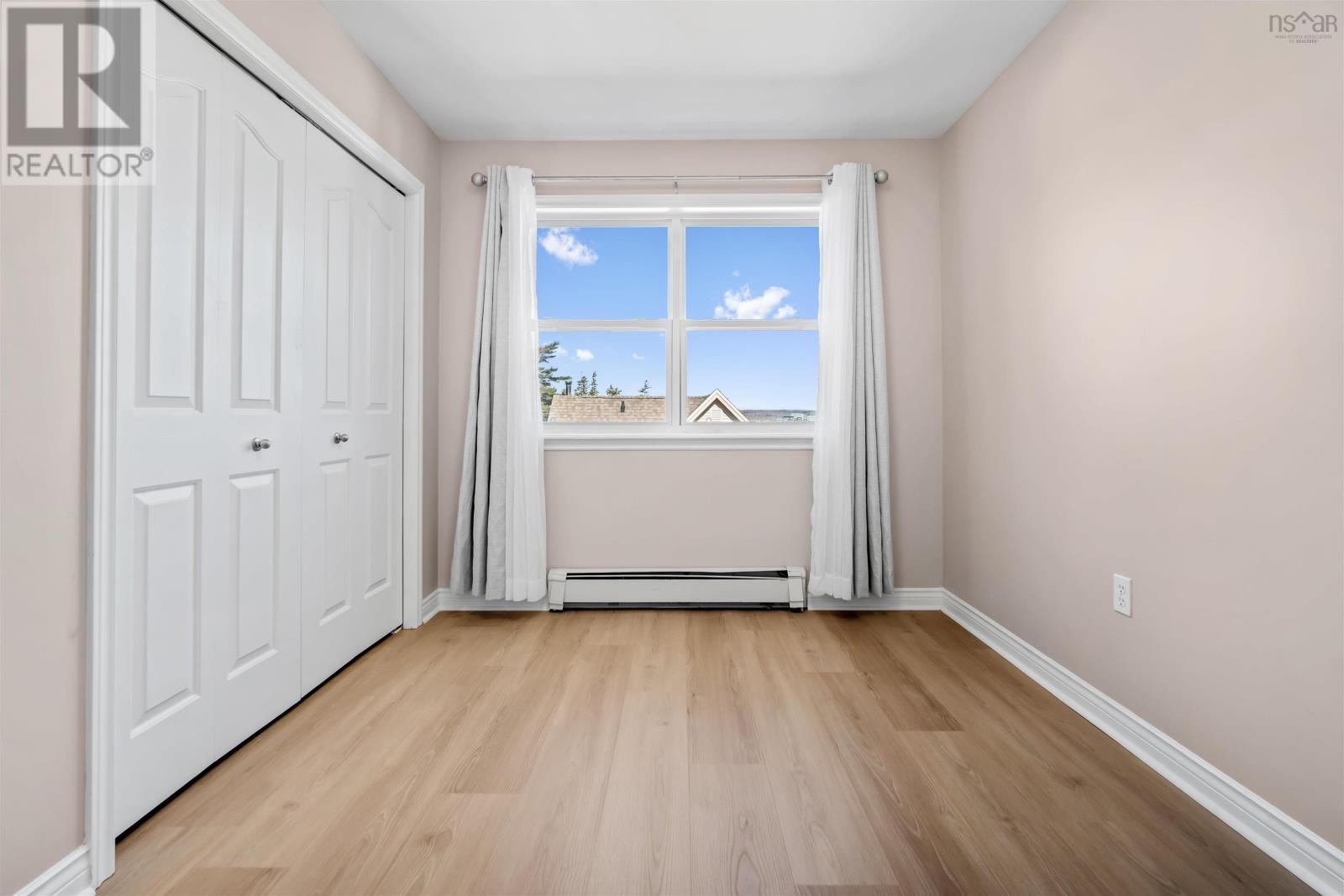 Property 24 of 43 of 6 Binnacle Court