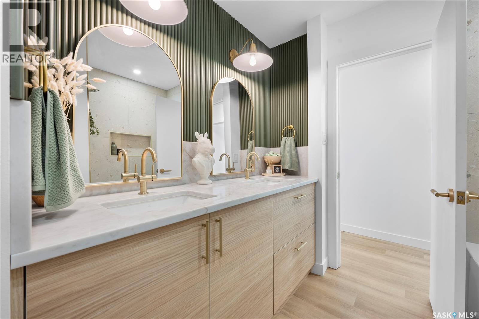 Single Family House for Sale in  Tibbits ROAD Regina 