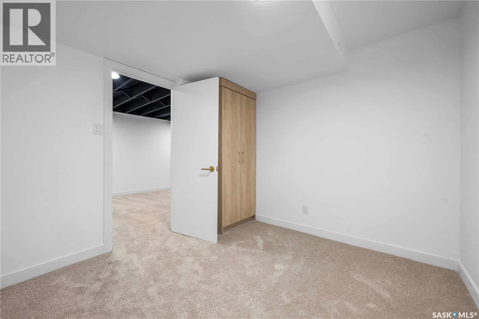 Single Family House for Sale in  Tibbits ROAD Regina 