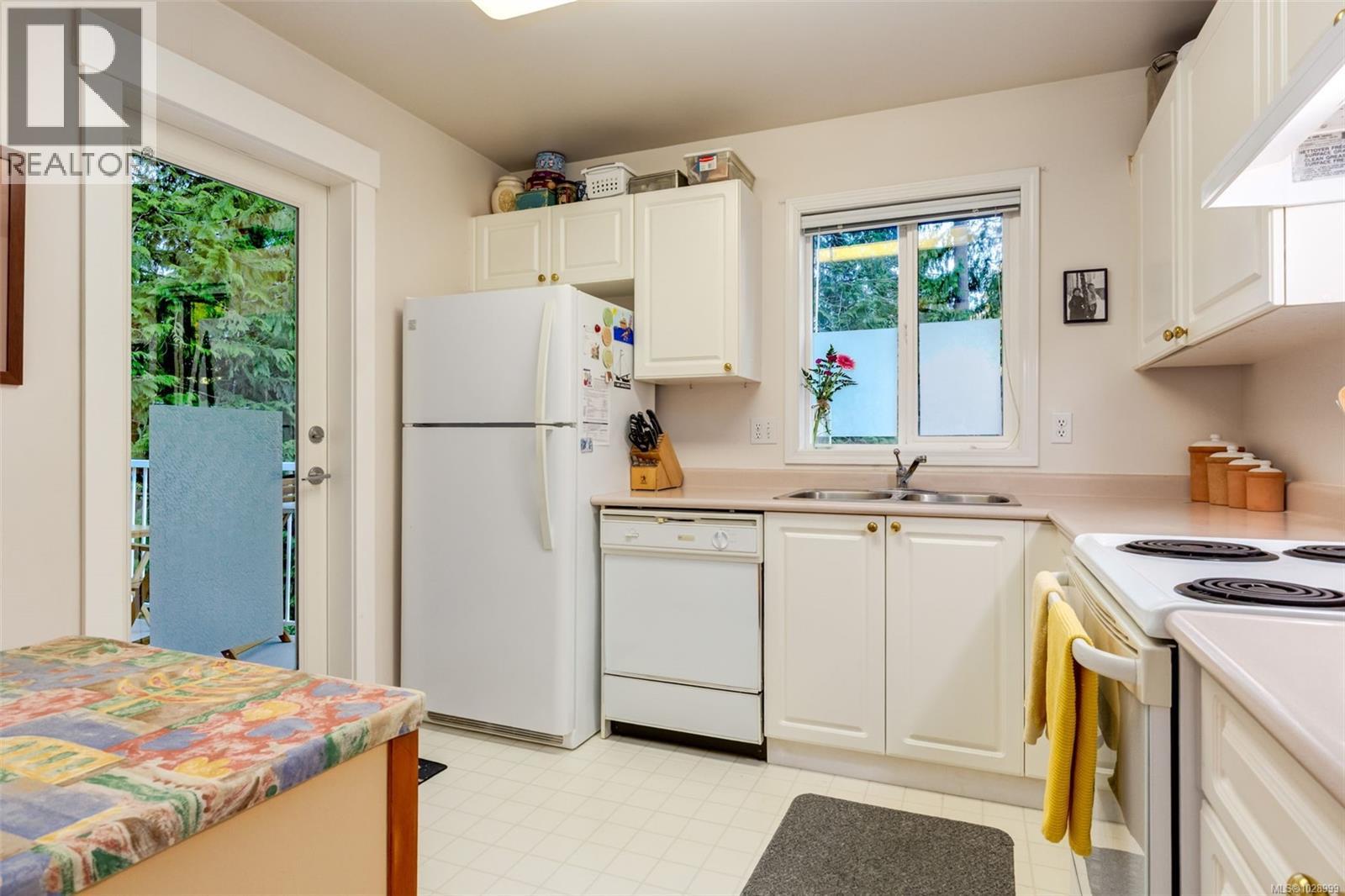 #201 440 SCHLEY PL - 11