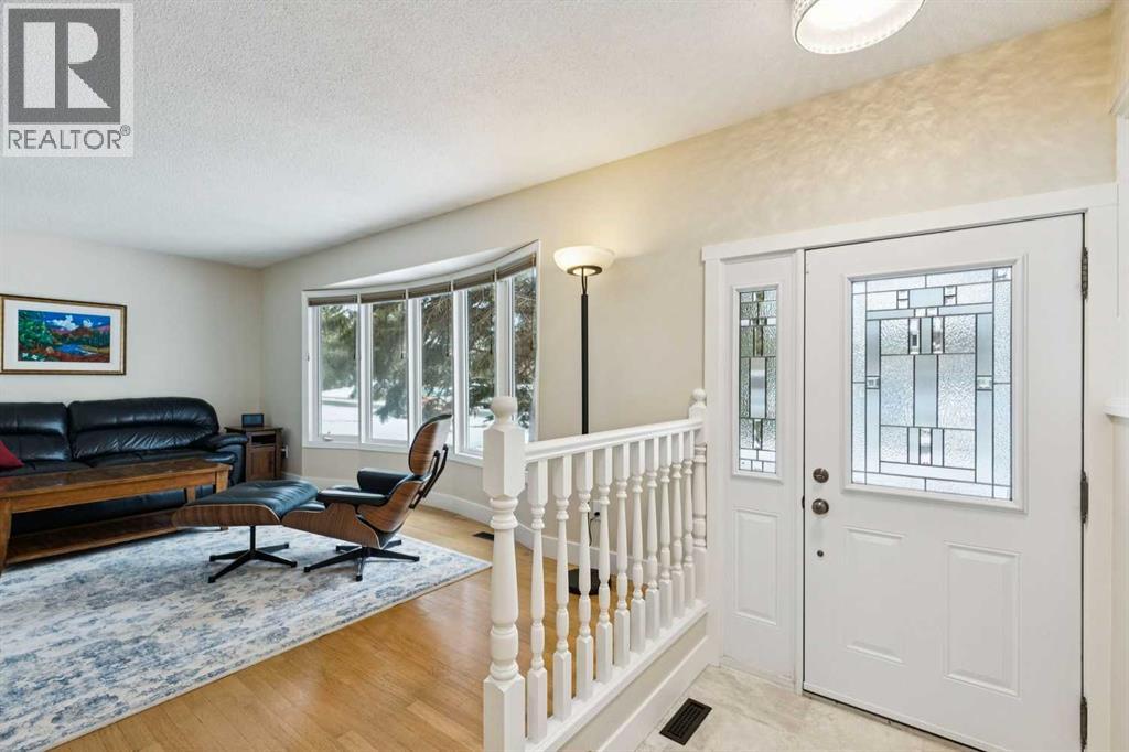 Single Family House Bungalow for Sale in  Norseman Road NW North Haven Upper Calgary 