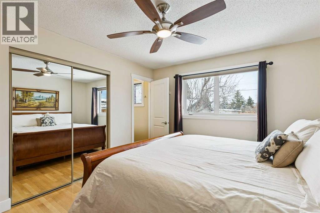 Single Family House Bungalow for Sale in  Norseman Road NW North Haven Upper Calgary 