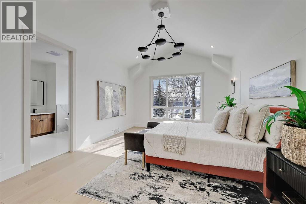 Single Family House for Sale in   Avenue SW Killarney/Glengarry Calgary 