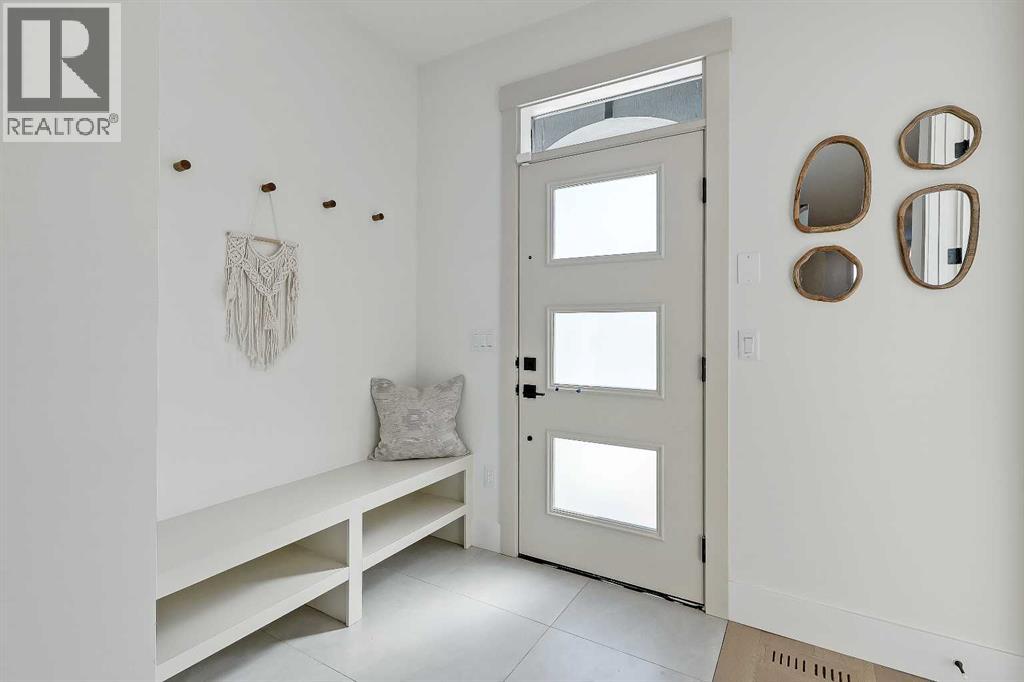 Single Family House for Sale in   Avenue SW Killarney/Glengarry Calgary 