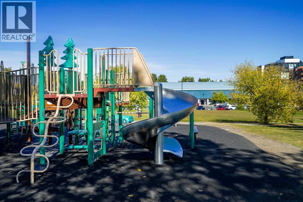 Single Family House for Sale in   Avenue SW Killarney/Glengarry Calgary 