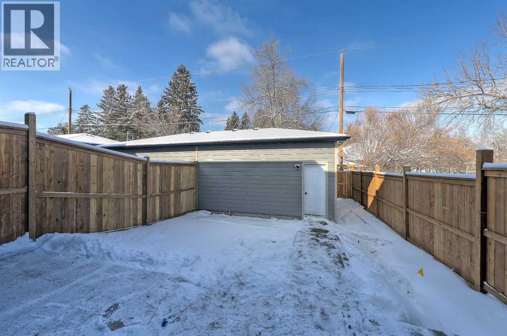 Single Family House for Sale in   Avenue SW Killarney/Glengarry Calgary 