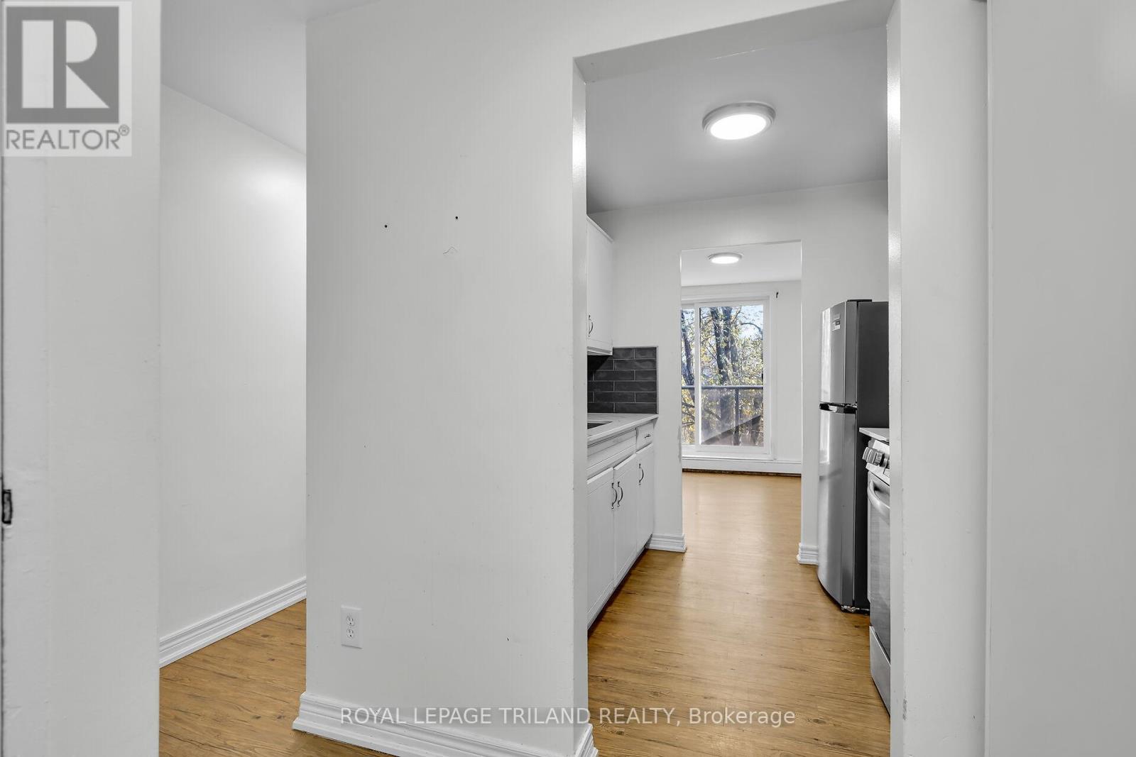 301 - 294 SAULSBURY STREET