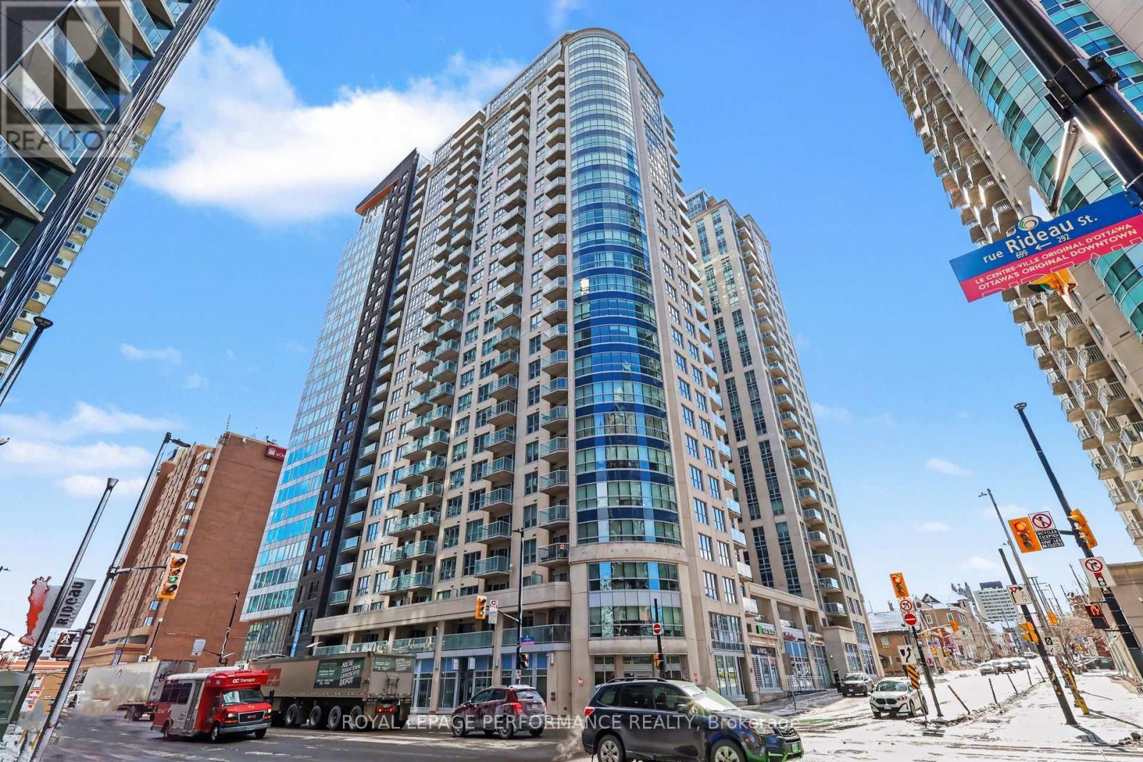 #204 242 RIDEAU STREET - 1