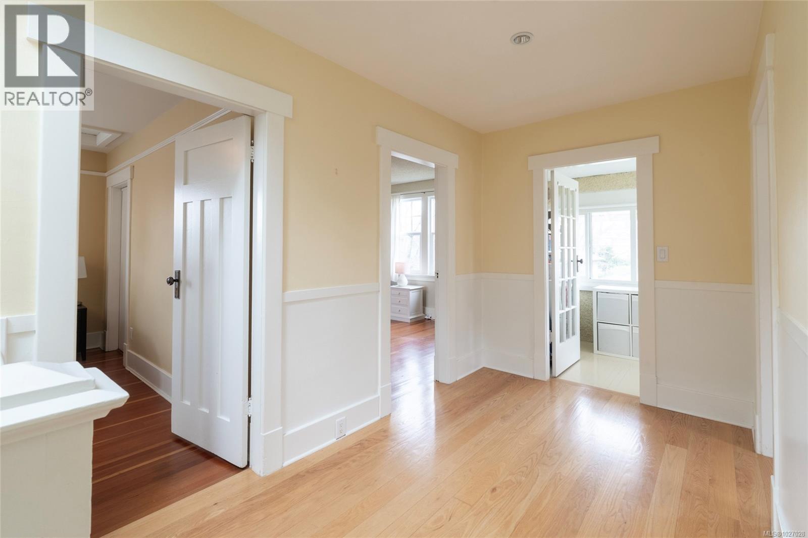 2663 ORCHARD AVE - 24