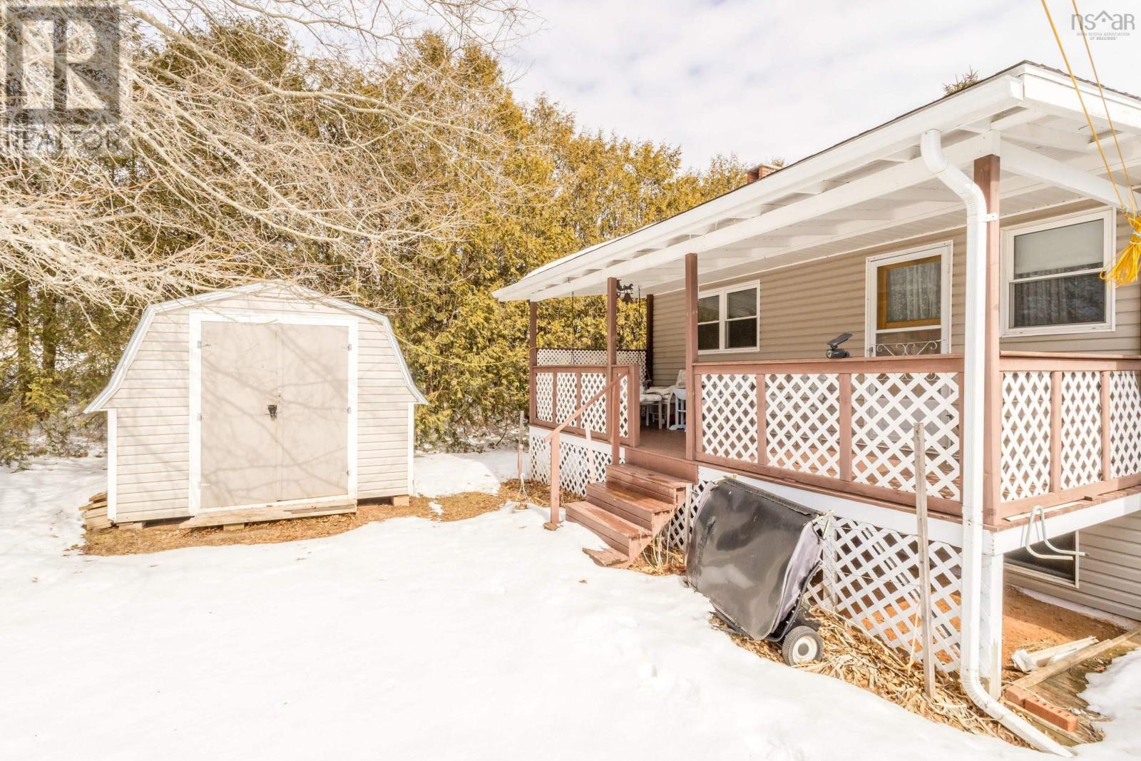 Single Family House Bungalow for Sale in  Highway  Somerset 