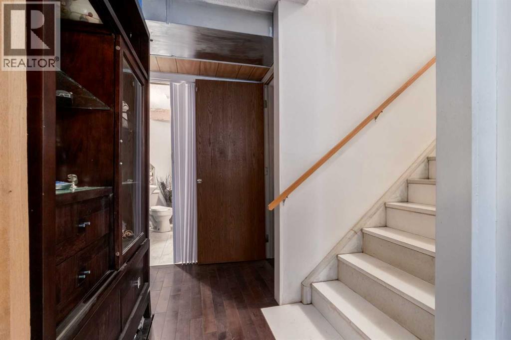 Single Family House for Sale in  Royal Oak Circle NW Royal Oak Calgary 