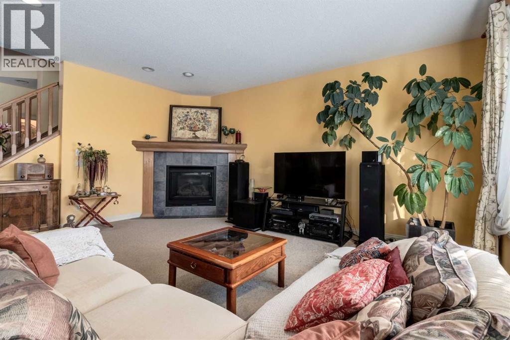 Single Family House for Sale in  Royal Oak Circle NW Royal Oak Calgary 