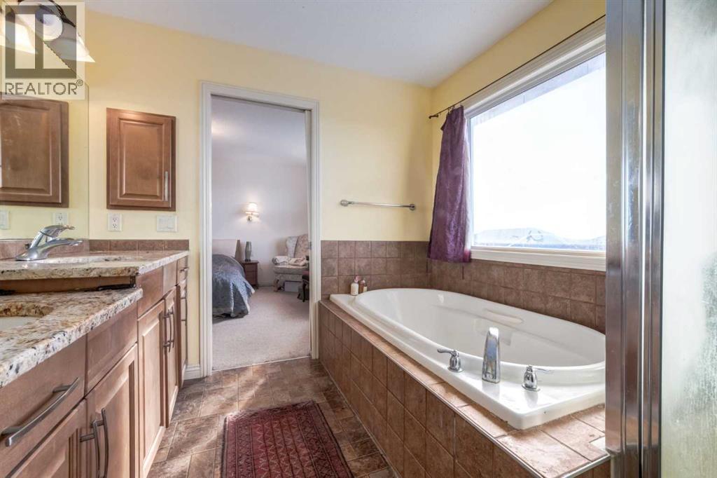 Single Family House for Sale in  Royal Oak Circle NW Royal Oak Calgary 