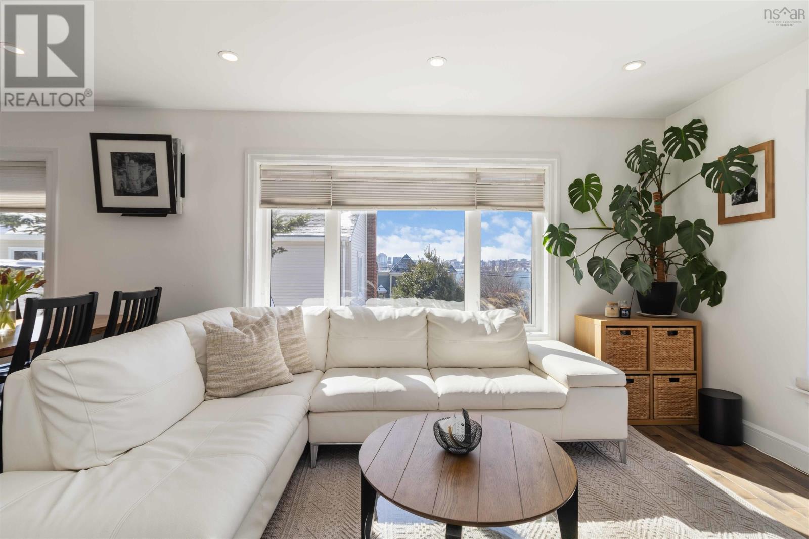 Property 11 of 49 of 9 Tupper Street