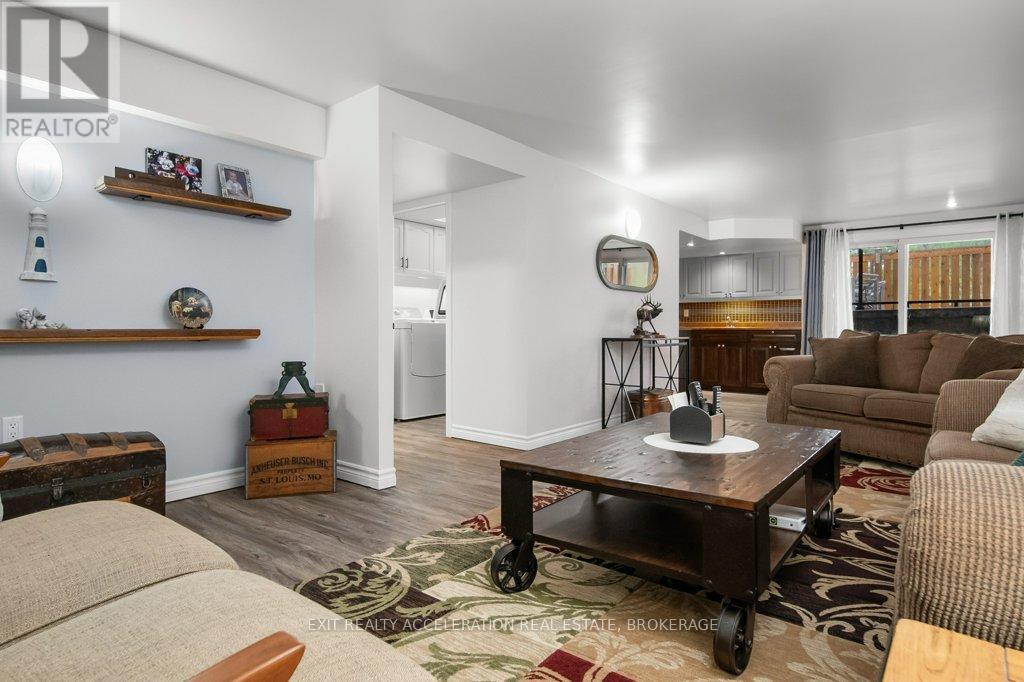 252 BRIDGE STREET W - 21