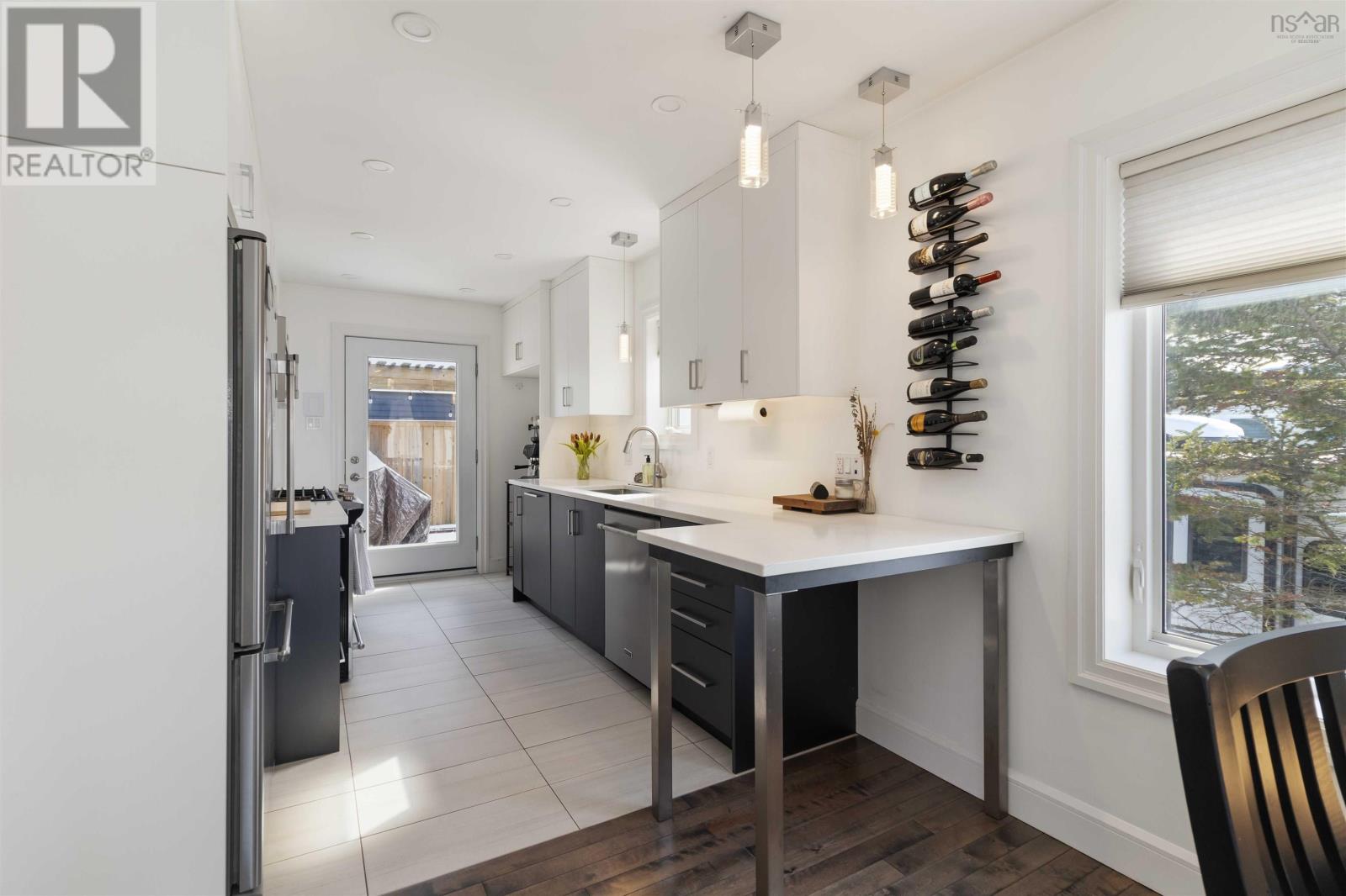 Property 20 of 49 of 9 Tupper Street