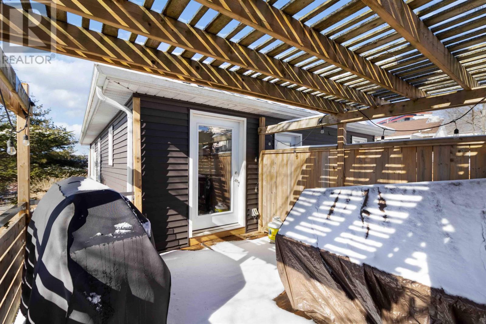 Property 38 of 49 of 9 Tupper Street