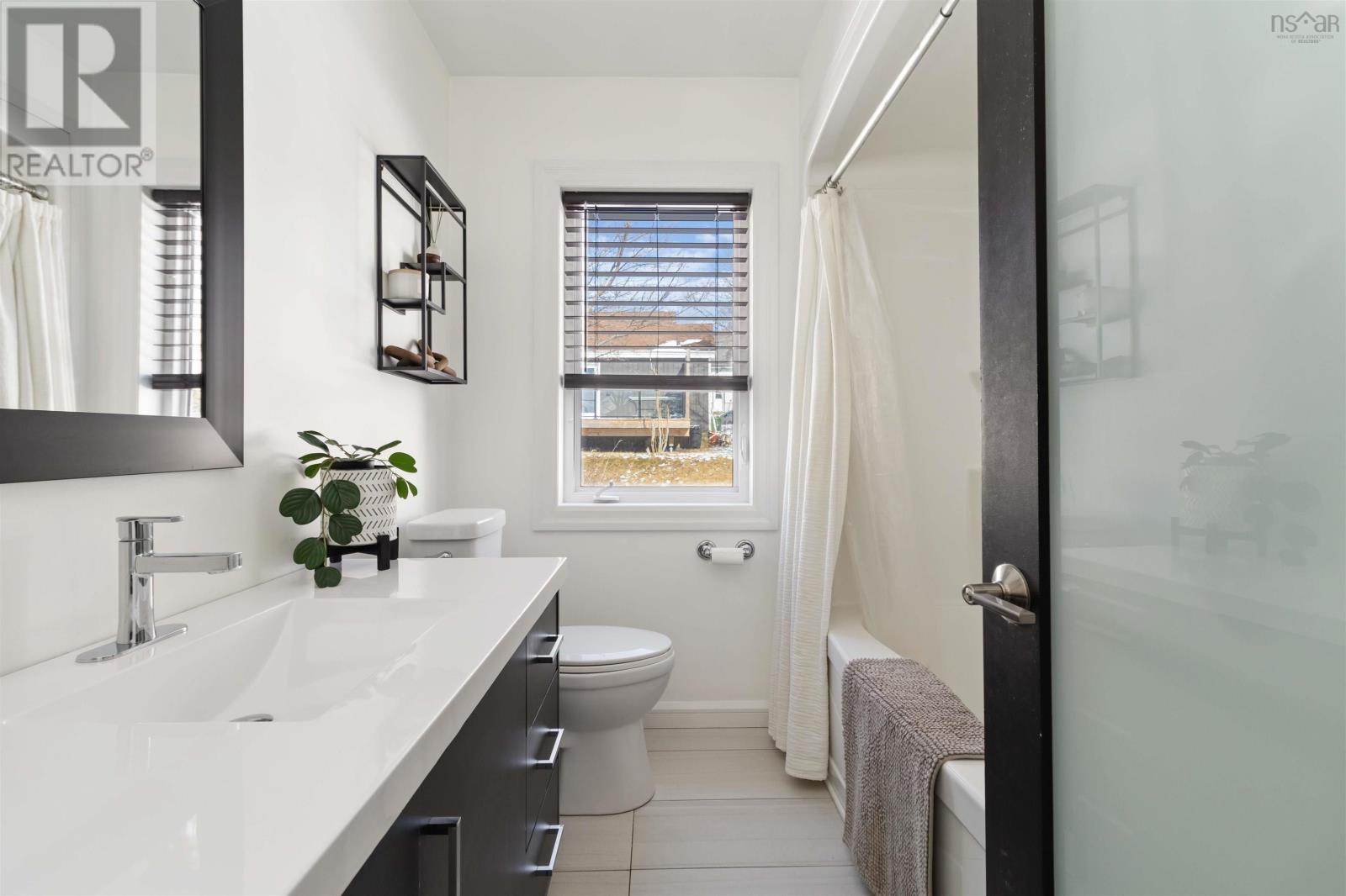 Property 29 of 49 of 9 Tupper Street