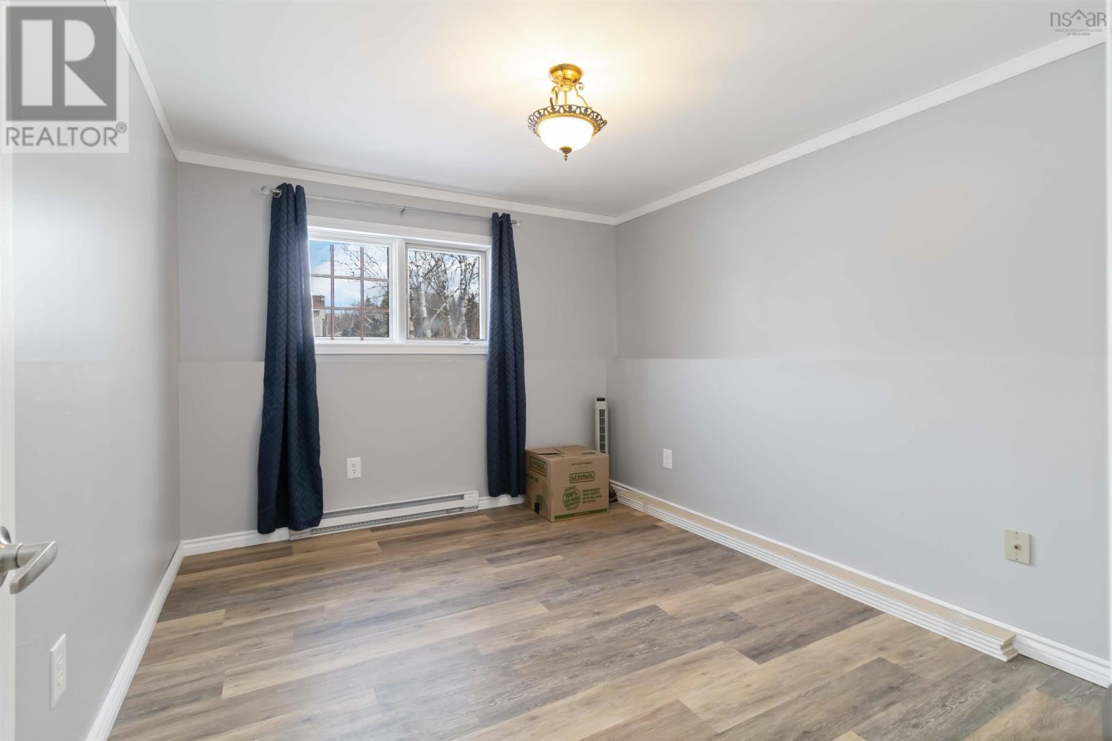 Property 33 of 52 of 110 Hebb Drive