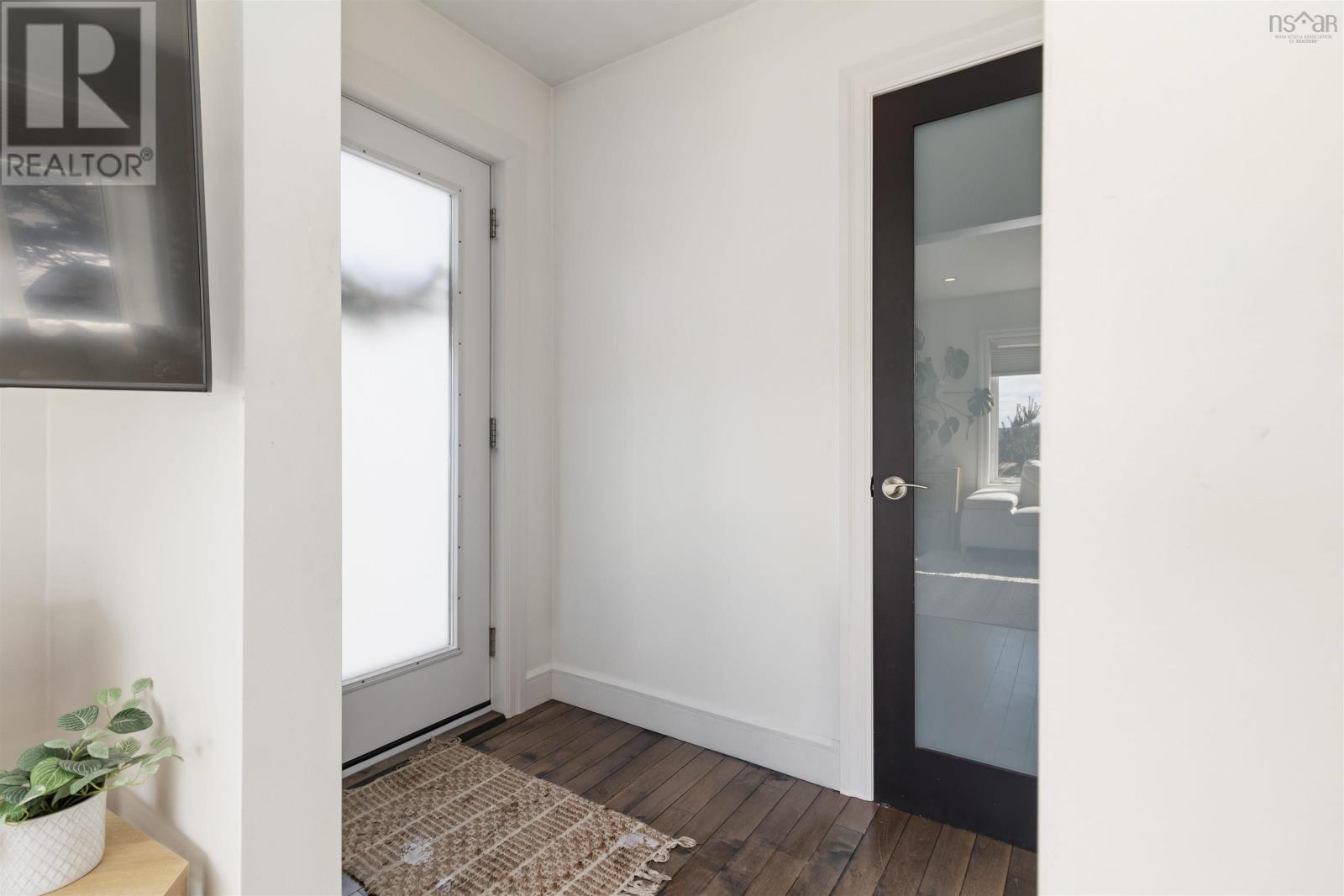 Property 4 of 49 of 9 Tupper Street