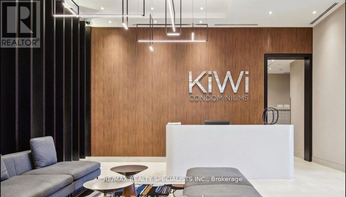 1016 – 212 KING WILLIAM STREET