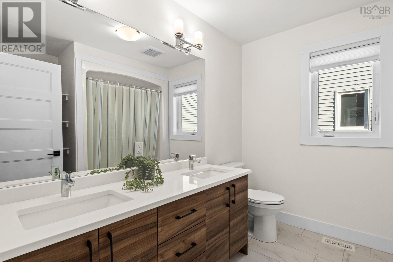 Property 31 of 46 of 52 Innsbrook Way