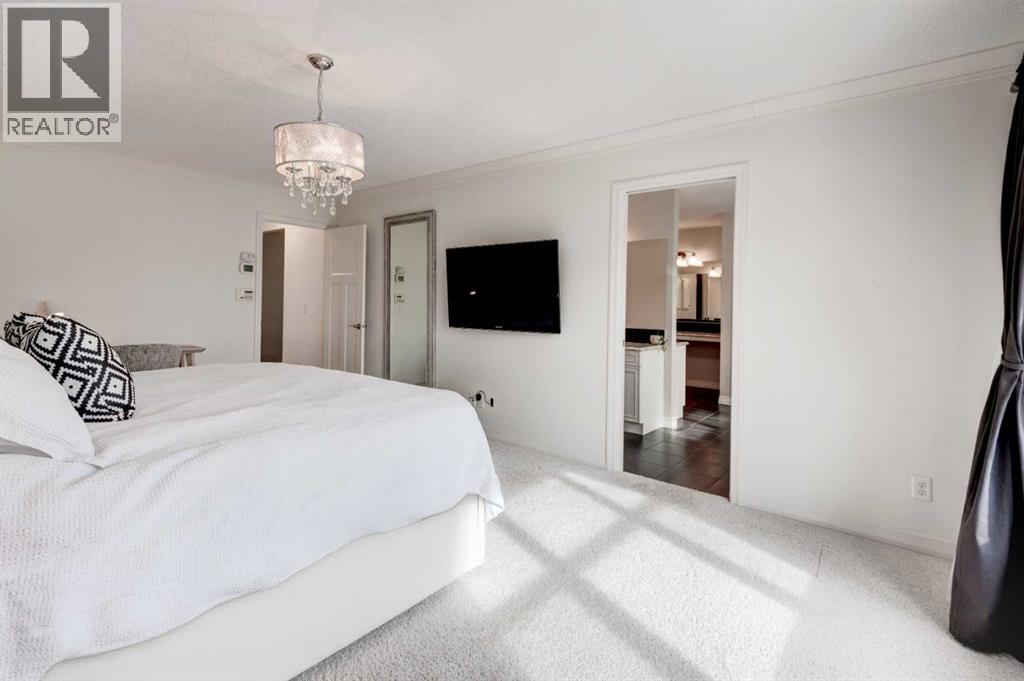 Single Family House for Sale in  Auburn Springs Close SE Auburn Bay Calgary 