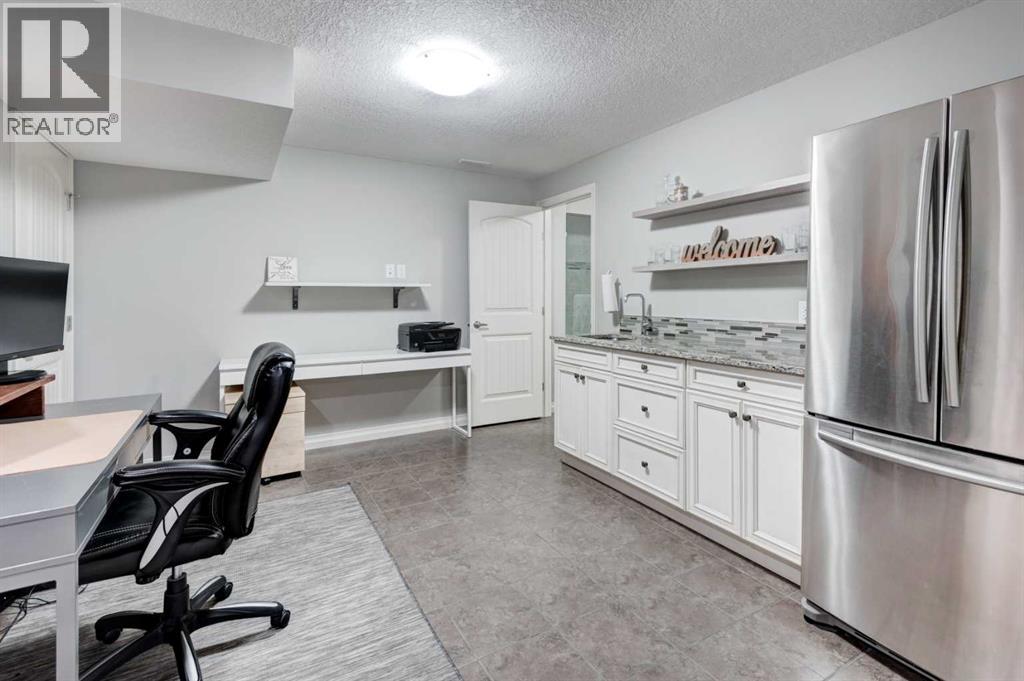 Single Family House for Sale in  Auburn Springs Close SE Auburn Bay Calgary 