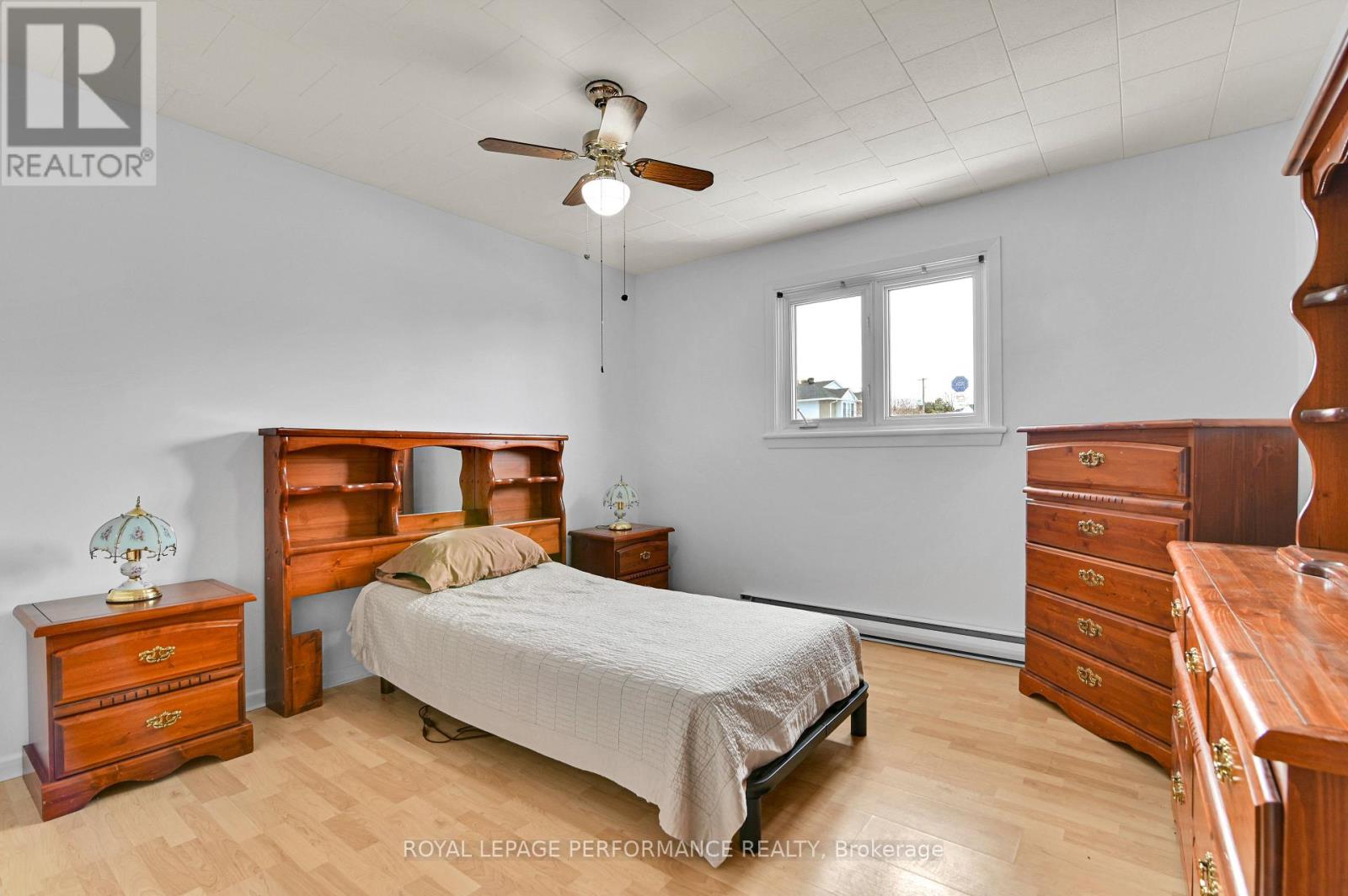 313 CECILE BOULEVARD W - 11