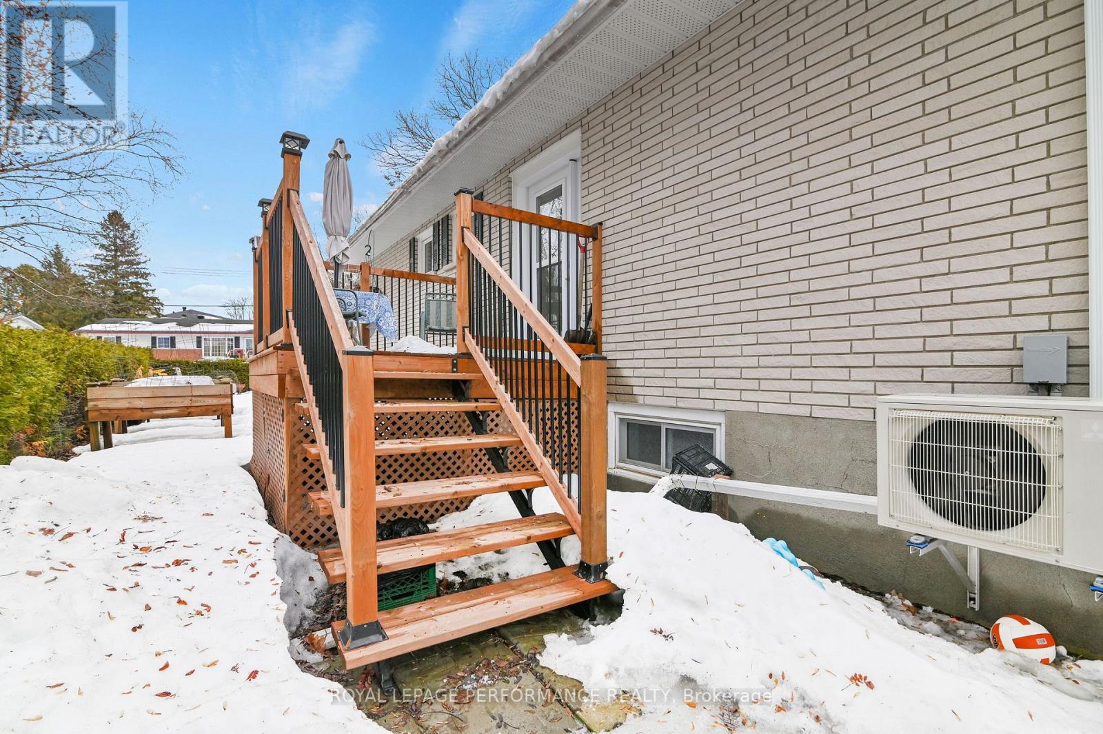 313 CECILE BOULEVARD W - 26