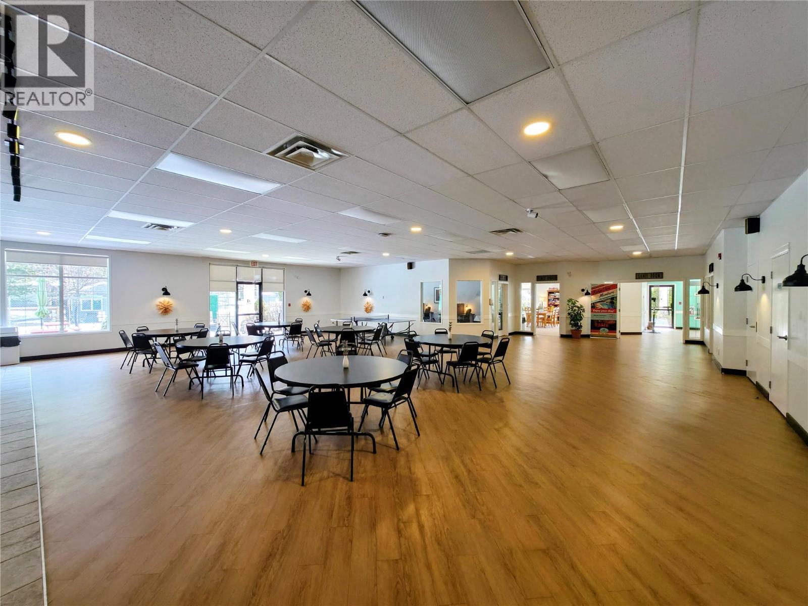 4586 Lynx Drive, Radium Hot Springs