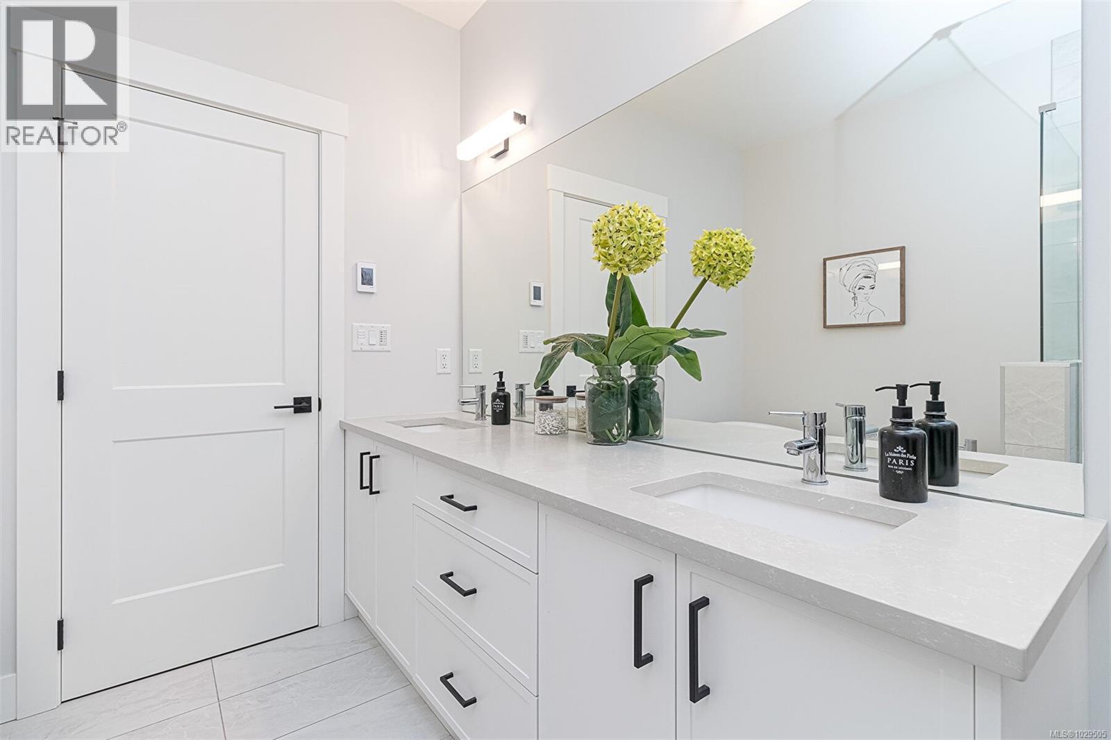  6537 Noblewood Place, Sooke