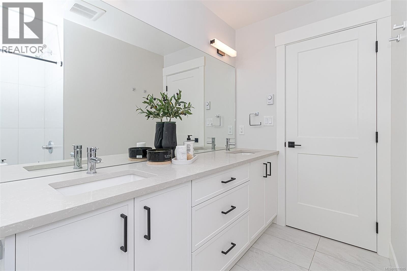  6537 Noblewood Place, Sooke