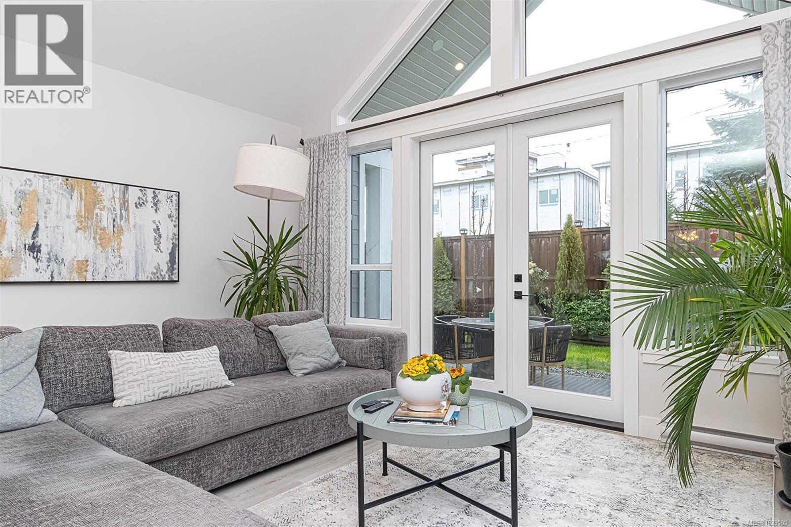  6537 Noblewood Place, Sooke