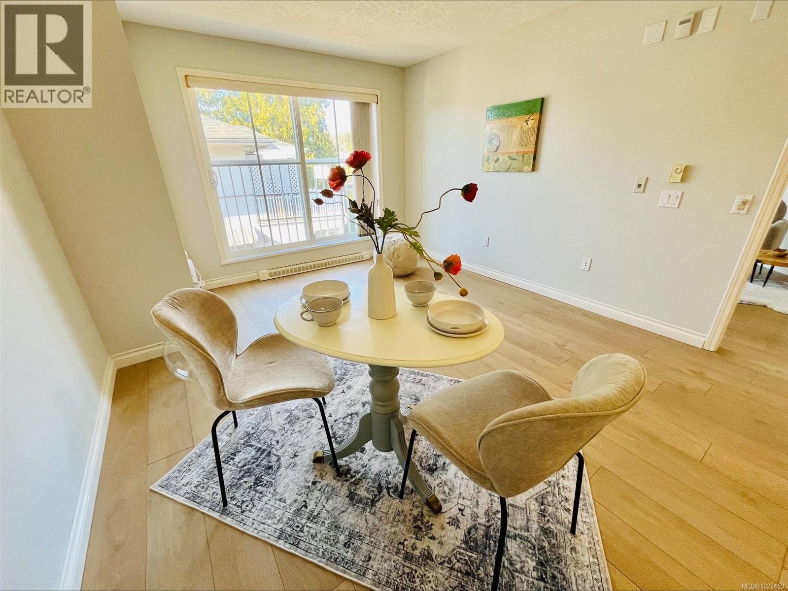 #308 1070 Southgate St - 10