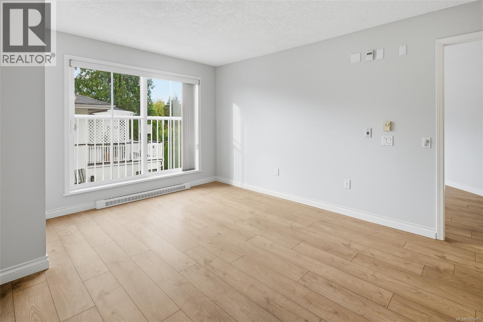 #308 1070 Southgate St - 13