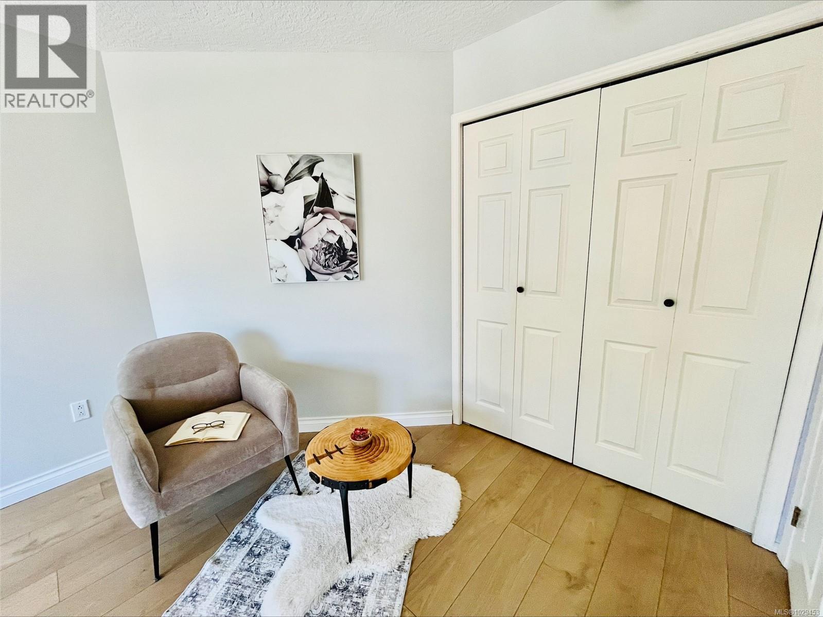#308 1070 Southgate St - 15